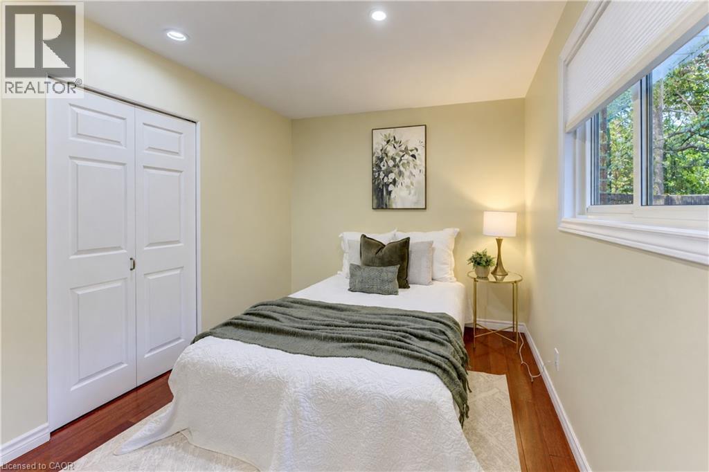 422 GRANGEWOOD Drive - Image 22