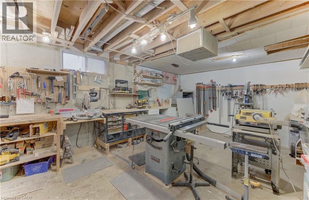 422 GRANGEWOOD Drive - Image 37