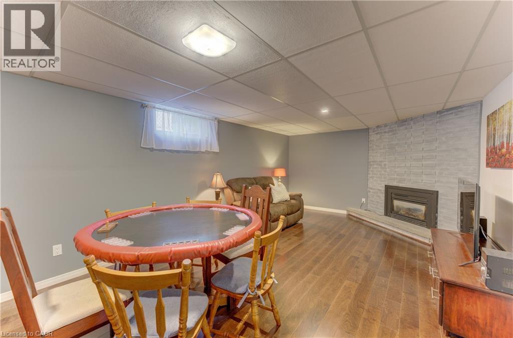 422 GRANGEWOOD Drive - Image 35