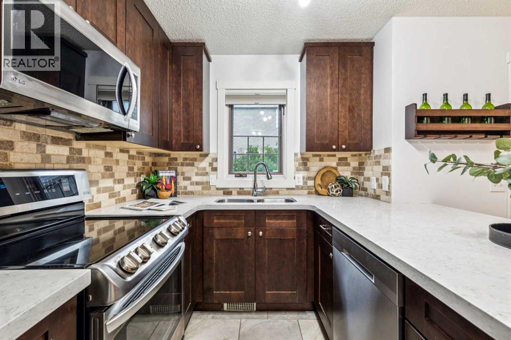 1110 14 Avenue SW - photo 7