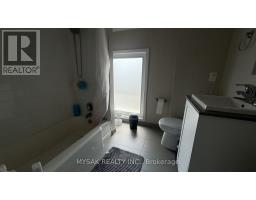 82-84 Welland Avenue, St  Catharines, ON L2R2N1 Photo 12