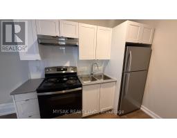82-84 Welland Avenue, St  Catharines, ON L2R2N1 Photo 6