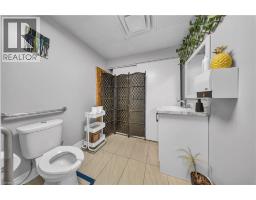 370 Eastbridge Boulevard Unit# B, Waterloo, ON N2K4P1 Photo 22