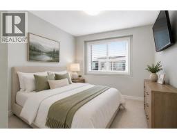 580 Savanna Boulevard - photo 17