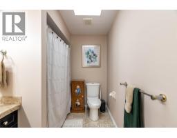 9385 Tamarack Street, Windsor, ON N8R1Y7 Photo 14
