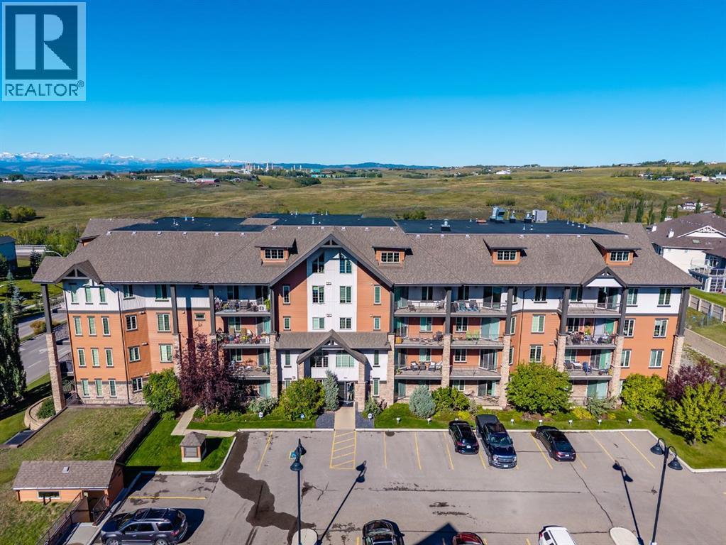 2203, 15 Sunset Square, Cochrane, Alberta, T4C0E7