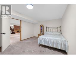 515 London Road, Newmarket, ON L3Y6E4 Photo 37