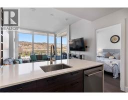 1181 Sunset Drive Unit# 1401, Kelowna, BC V1Y0L4 Photo 8