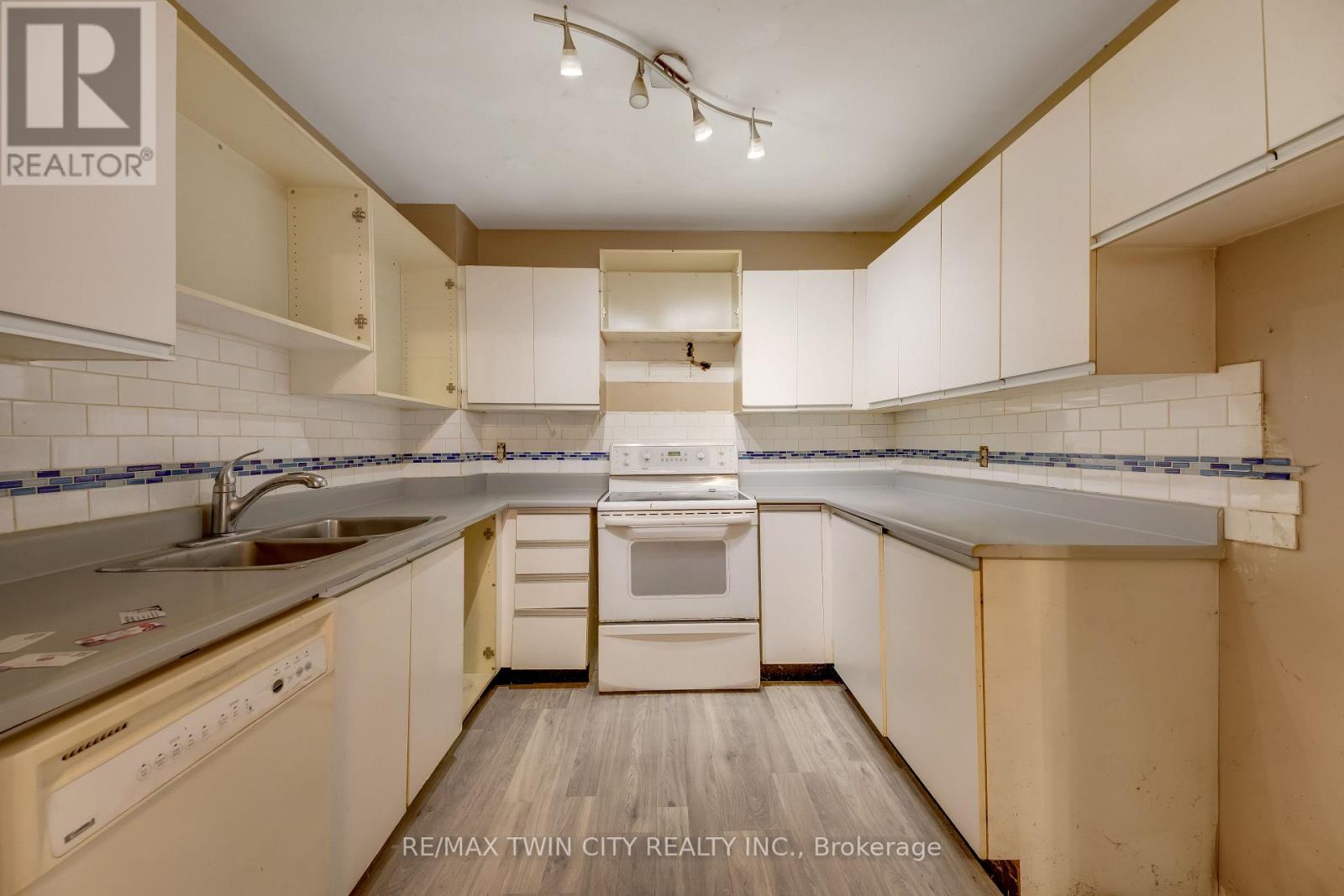 #2 25 VALLEYVIEW ROAD - Image 9