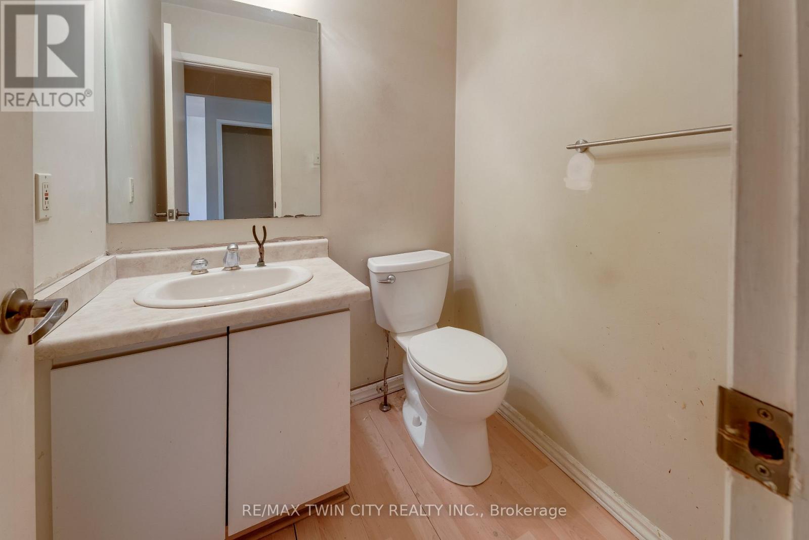 #2 25 VALLEYVIEW ROAD - 5