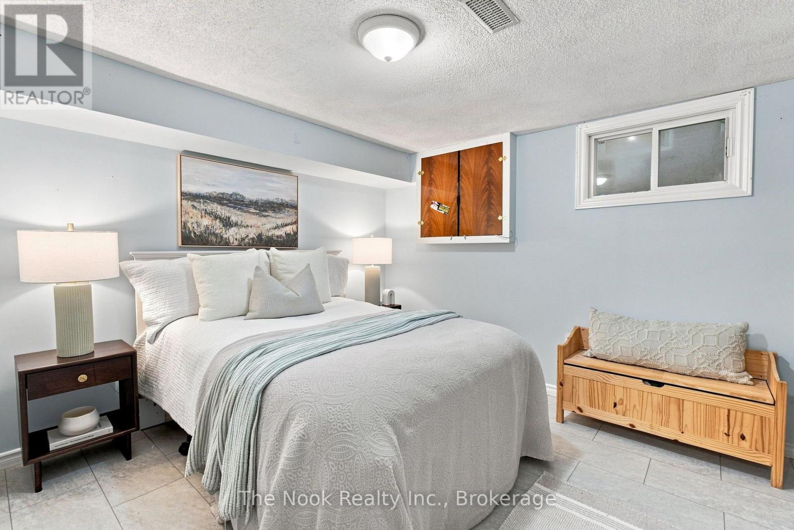 257 WILSON ROAD S - Image 33