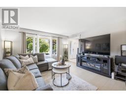 Living room - 86 Shoredale Drive, Toronto, ON M1G3S9 Photo 14