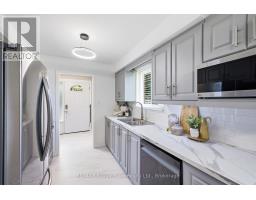 Bedroom 2 - 86 Shoredale Drive, Toronto, ON M1G3S9 Photo 9