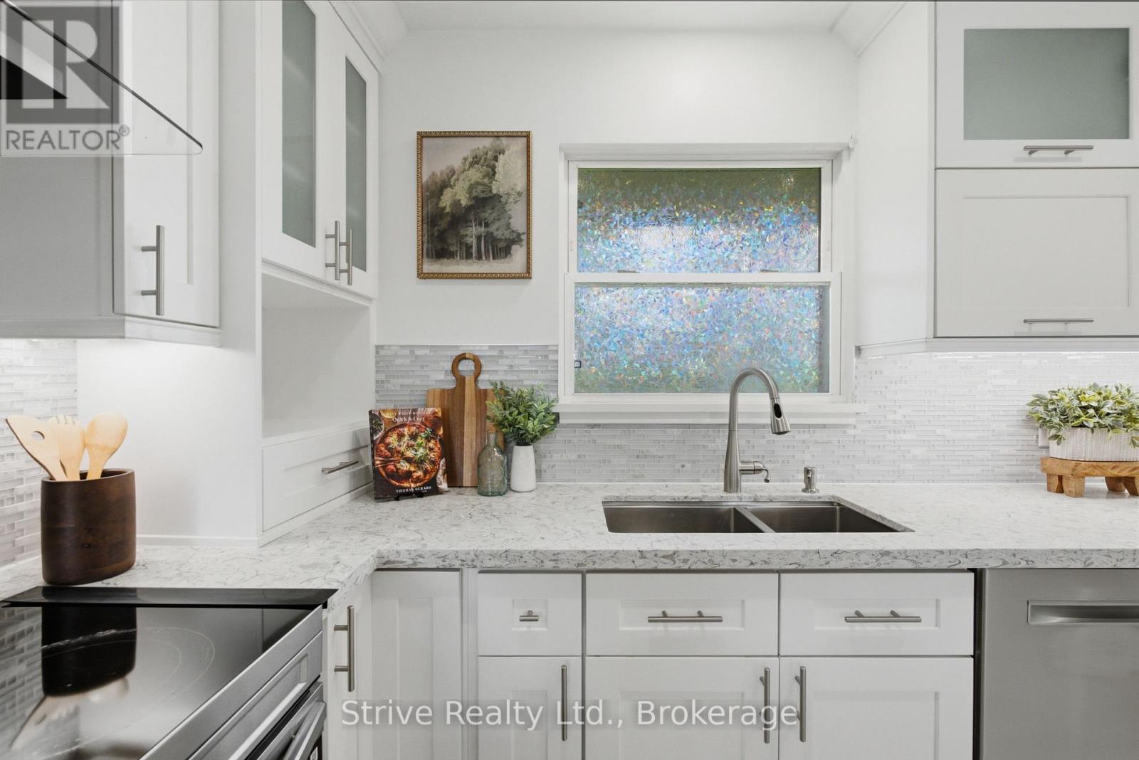 779 BESSBOROUGH DRIVE - Image 14