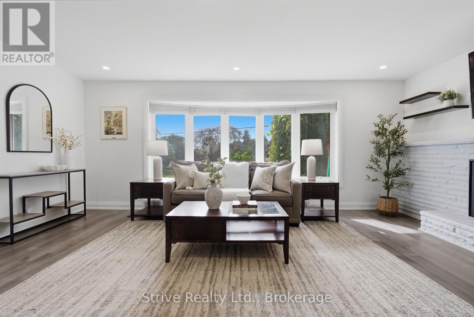 779 BESSBOROUGH DRIVE - Image 17