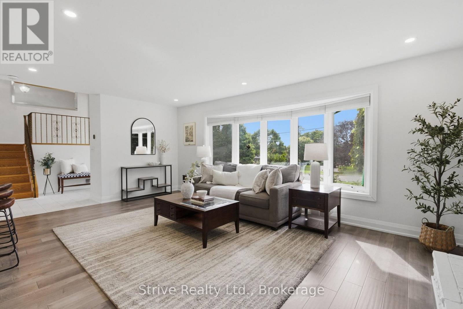 779 BESSBOROUGH DRIVE - Image 18