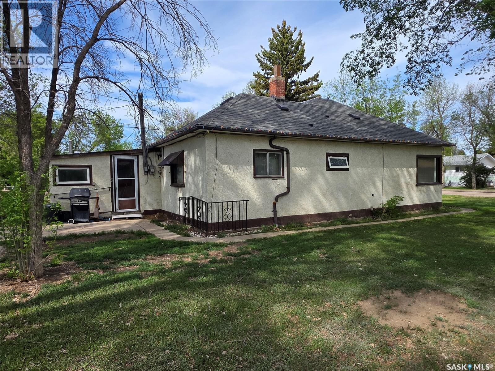 5460 Kings AVENUE, Gull Lake — photo 21