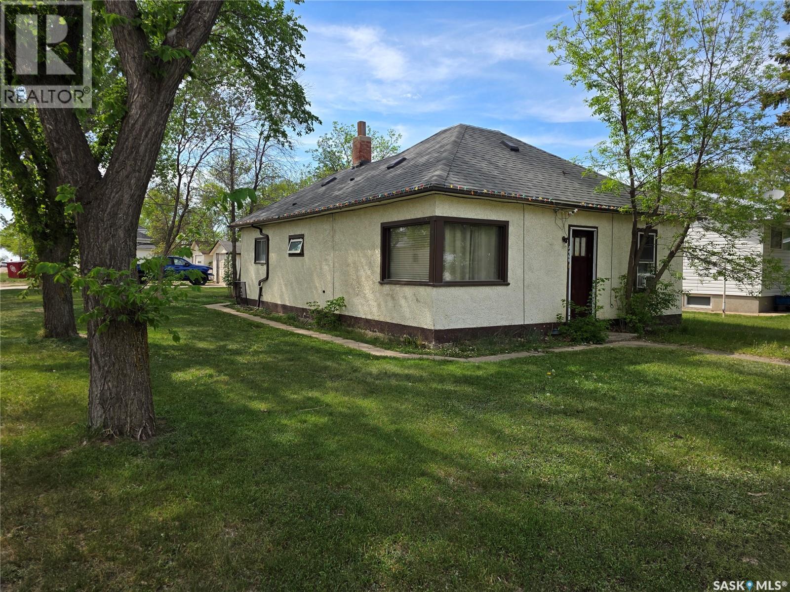 5460 Kings AVENUE, Gull Lake — photo 24