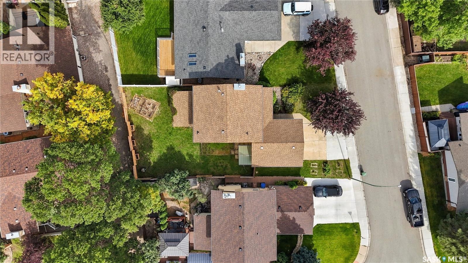 3074 Reves ROAD - Image 41