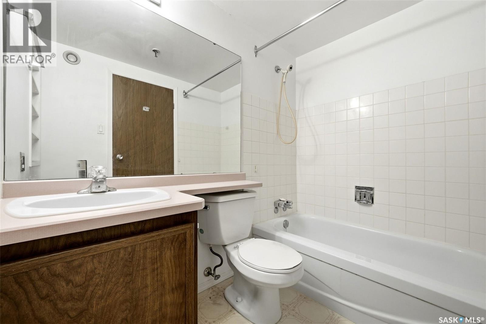 214 4045 Rae STREET, Regina — photo 15