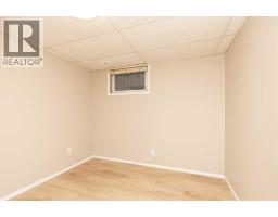 1301 17 Avenue S, Lethbridge, AB T1K1A3 Photo 28