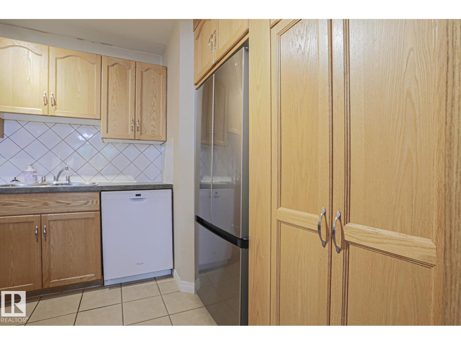 319 TELFORD CO photo 10
