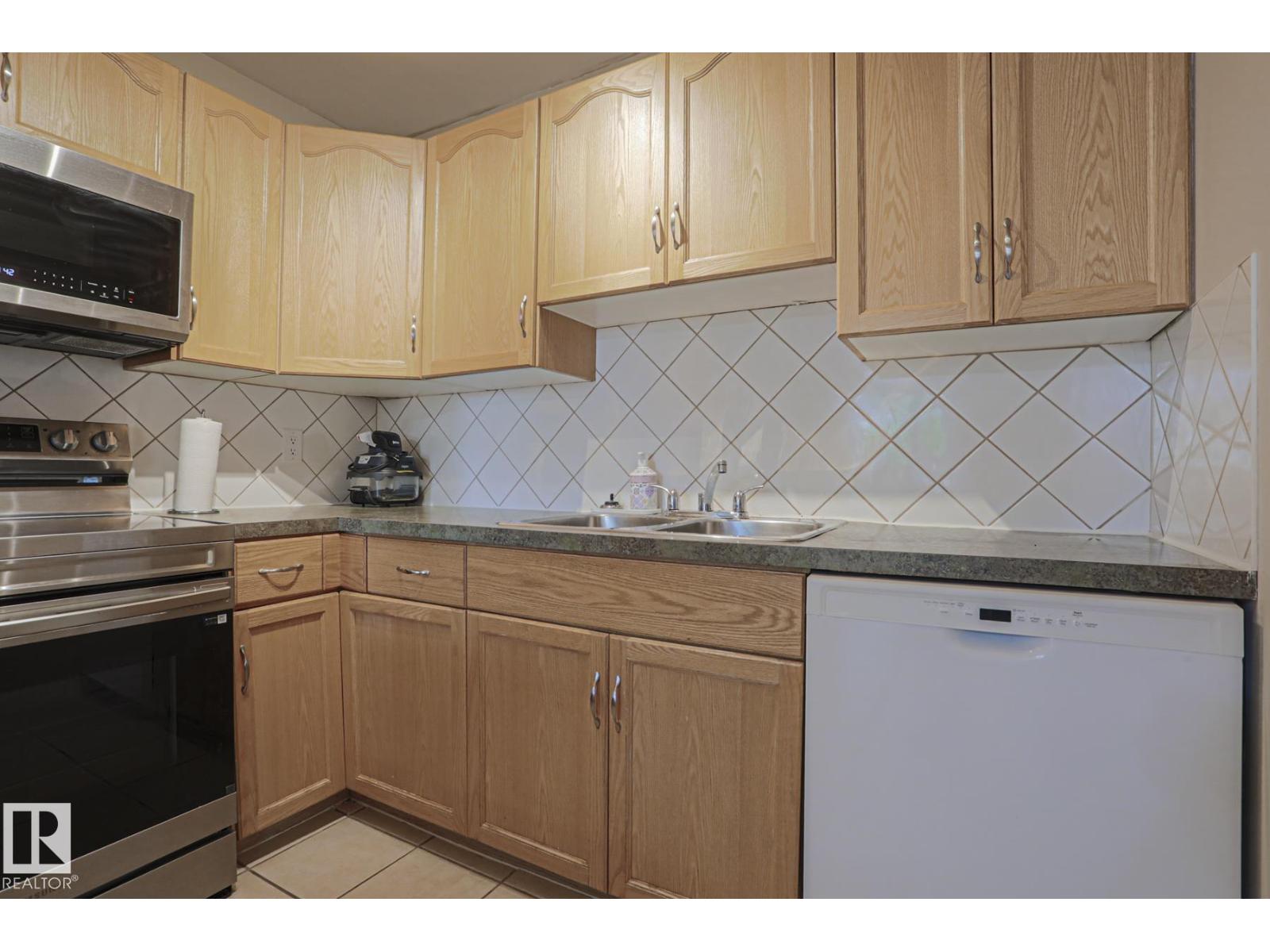 319 TELFORD CO photo 8