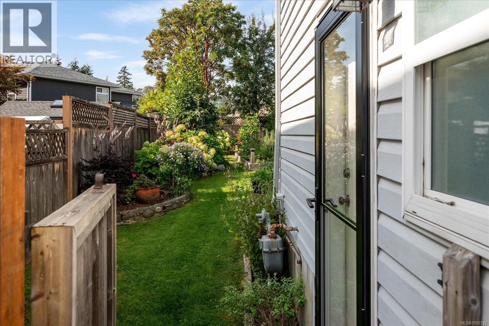 2187 Mountain Vista Dr - Image 35