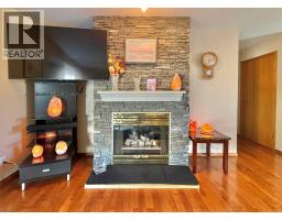 3pc Bathroom - 379 Collinge Road, Hinton, AB T7V1L2 Photo 7
