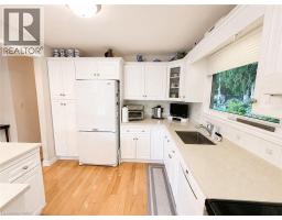 36 Oakhill Drive, Brantford, ON N3T1R1 Photo 11