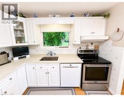 Primary Bedroom - 36 Oakhill Drive, Brantford, ON N3T1R1 Photo 10