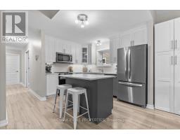 302 - 91 St Moritz Trail, Russell, ON K0A1W0 Photo 24