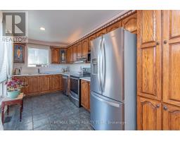 892 Scott Dupuis Way, Ottawa, ON K1C3A7 Photo 12