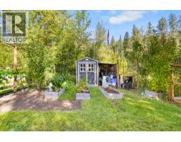 8440 3 & 95 Highway Lot# 135, Yahk, BC V0B2P0 Photo 11