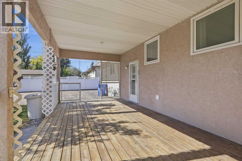 Listing photo – 5709 56 Avenue, Lacombe