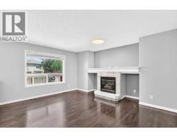 Pantry - 12871 Coventry Hills Way Ne, Calgary, AB T3K5L4 Photo 6