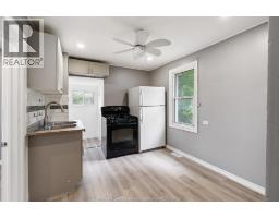 1016 Hickory Rd, Windsor, ON N8Y3S1 Photo 10