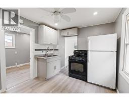 1016 Hickory Rd, Windsor, ON N8Y3S1 Photo 11