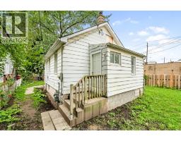 1016 Hickory Rd, Windsor, ON N8Y3S1 Photo 24