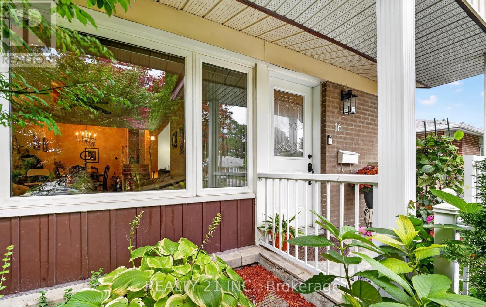 Photo of 16 BALTRAY CRESCENT