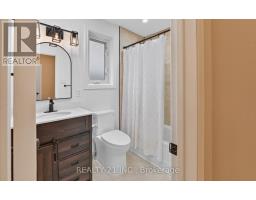 16 Baltray Crescent, Toronto, ON M3A2H4 Photo 10