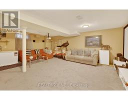 16 Baltray Crescent, Toronto, ON M3A2H4 Photo 14