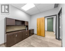 102 - 30 Kern Road, Toronto, ON M3B1T1 Photo 16