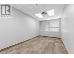 102 - 30 Kern Road, Toronto, ON M3B1T1 Photo 21