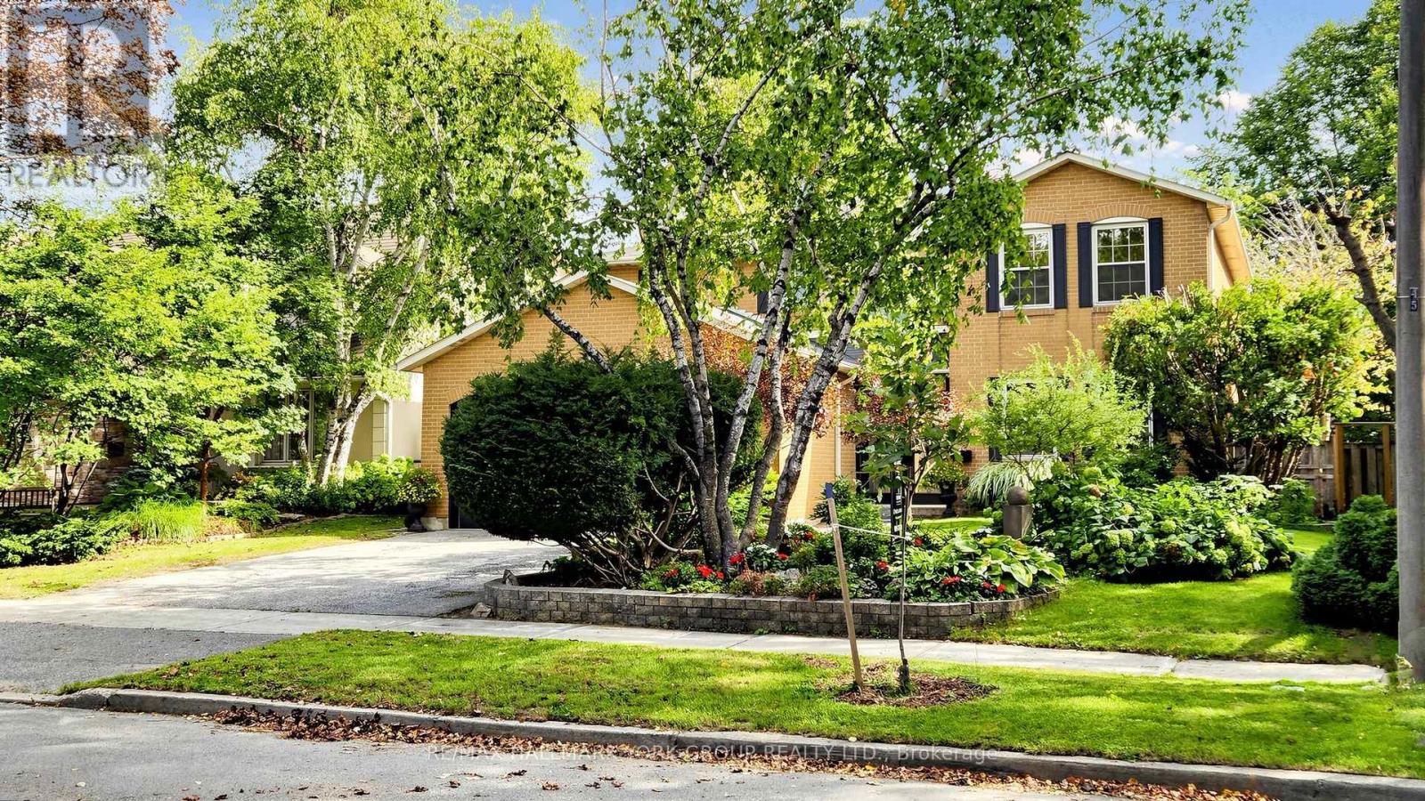 Photo of 45 PINNACLE ROAD