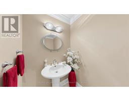 45 Pinnacle Road, Toronto, ON M2L2V6 Photo 19