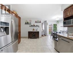 561 Cattail Court, Pickering, ON L1V6A2 Photo 10