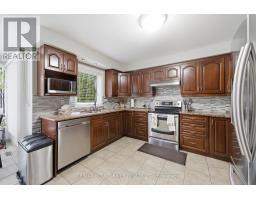 561 Cattail Court, Pickering, ON L1V6A2 Photo 11