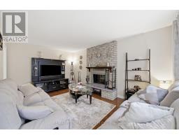 561 Cattail Court, Pickering, ON L1V6A2 Photo 18