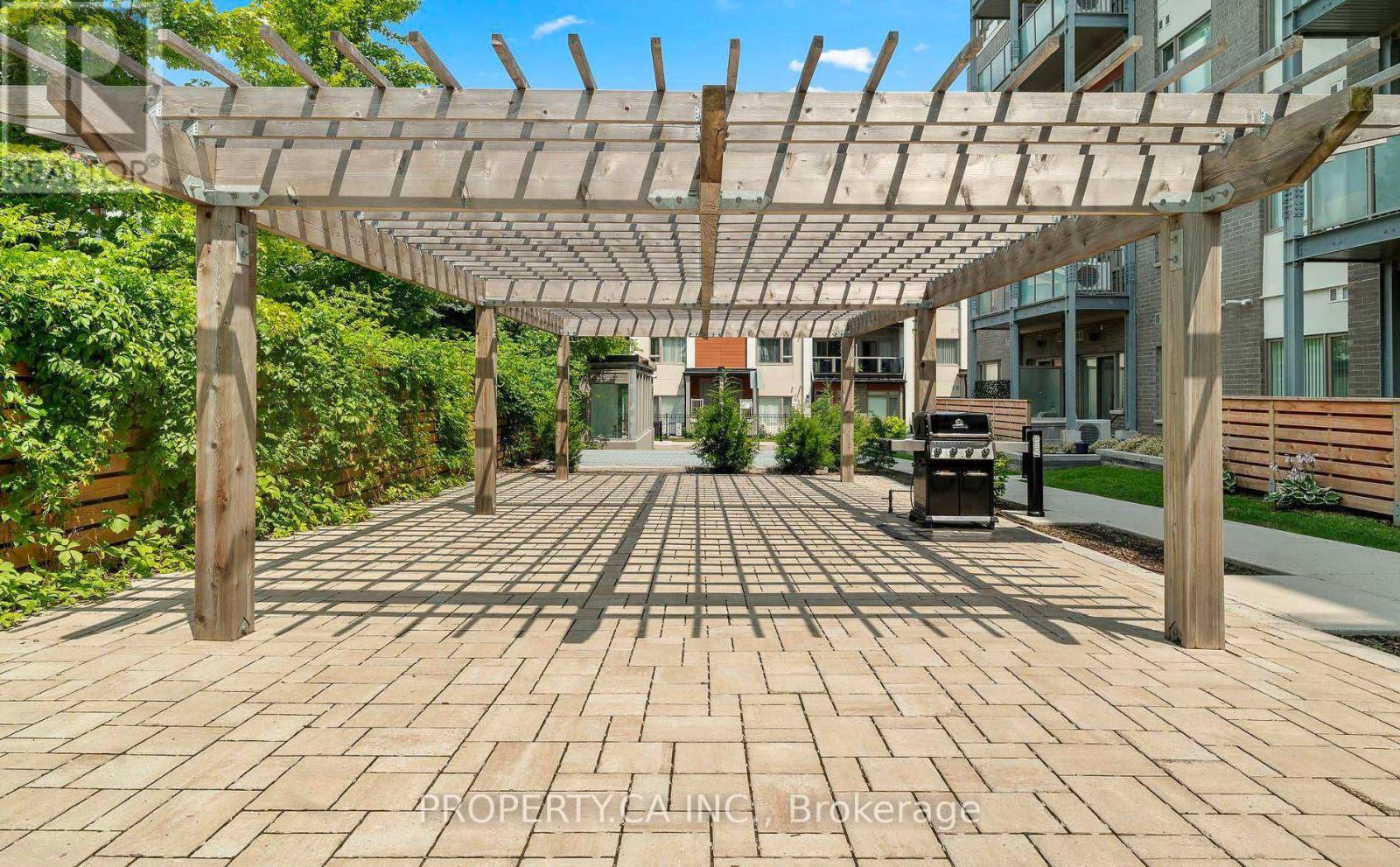 #412 20 ORCHID PLACE DRIVE - 25